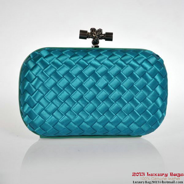 Bottega Veneta 8651S Intrecciato Silk Stretch Knot Clutches Bottega Veneta 8651S Intrecciato Silk Stretch Knot Clutches