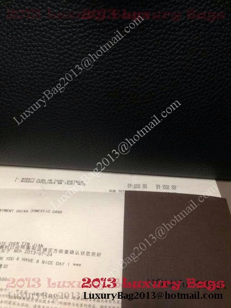 Louis Vuitton Elegant Capucines Bag MM Louis Vuitton Elegant Capucines Bag MM