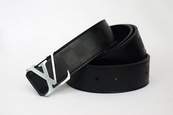 Louis Vuitton Black Leather Belt LV2057 Louis Vuitton Black Leather Belt LV2057