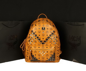 MCM Stark Backpack Jumbo in Calf Leather 8100 Camel MCM Stark Backpack Jumbo in Calf Leather 8100 Camel