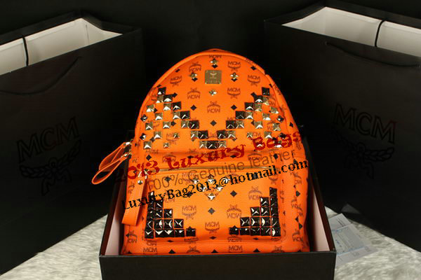 MCM Stark Backpack Jumbo in Calf Leather 8100 Orange MCM Stark Backpack Jumbo in Calf Leather 8100 Orange