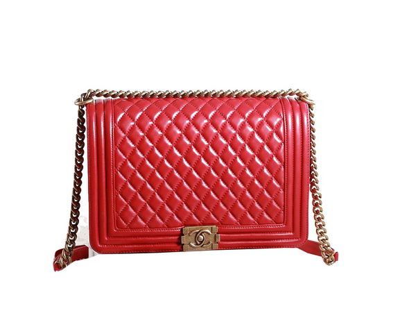 Chanel Boy Flap Shoulder Bag in Red Original Leather Gold Chanel Boy Flap Shoulder Bag in Red Original Leather Gold