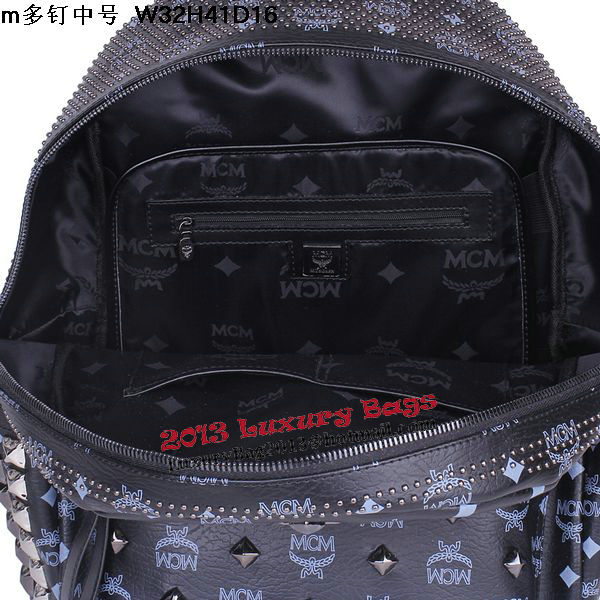 MCM Medium Stark Front Studs Backpack MC4237 Dark Blue MCM Medium Stark Front Studs Backpack MC4237 Dark Blue