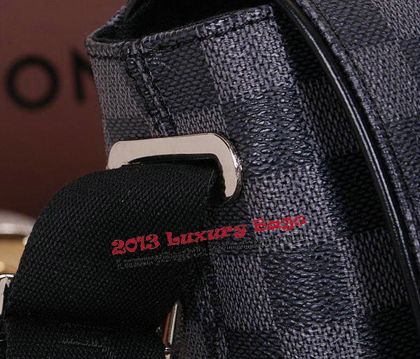 Louis Vuitton Damier Graphite Canvas Brooklyn MM N51211 Louis Vuitton Damier Graphite Canvas Brooklyn MM N51211