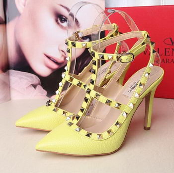 Valentino Litchi Leather Rivet 100mm Sandal VT263YZM Yellow Valentino Litchi Leather Rivet 100mm Sandal VT263YZM Yellow