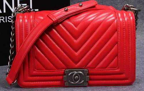 Boy Chanel Flap Shoulder Bag Herringbone Stitching CHA6817 Red Boy Chanel Flap Shoulder Bag Herringbone Stitching CHA6817 Red