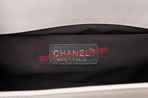 Boy Chanel Flap Bag Calfskin Chevron Quilting A67086 White Boy Chanel Flap Bag Calfskin Chevron Quilting A67086 White