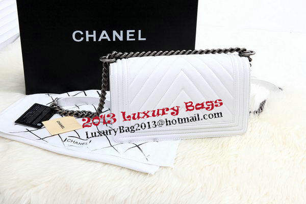 Boy Chanel Flap Bag Calfskin Chevron Quilting A67086 White Boy Chanel Flap Bag Calfskin Chevron Quilting A67086 White