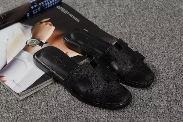 Hermes Slipper Togo Leather HO060 Black Hermes Slipper Togo Leather HO060 Black
