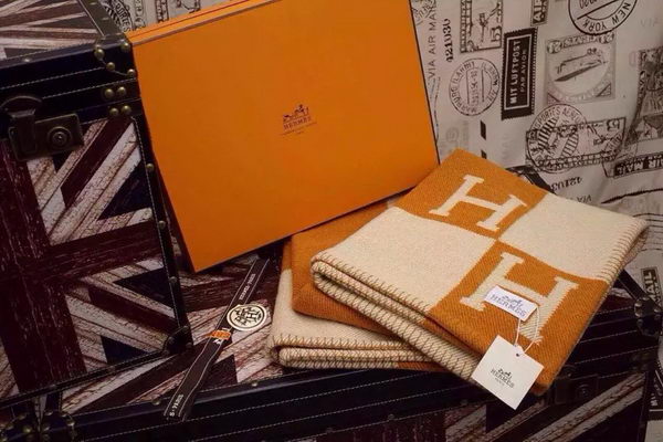 Hermes Scarves HO151105 Yellow Hermes Scarves HO151105 Yellow