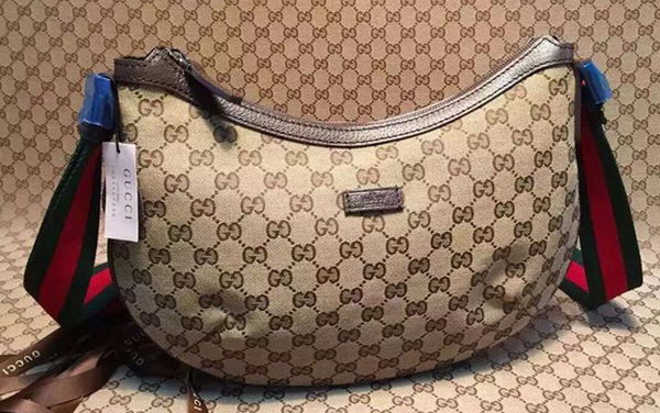 Gucci GG Plus Medium Messenger Bag 181092 Brown Gucci GG Plus Medium Messenger Bag 181092 Brown