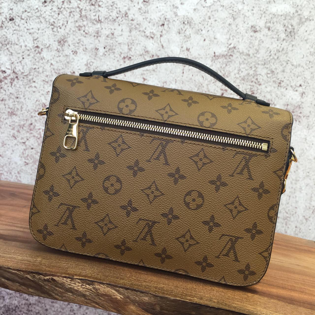 Louis Vuitton Monogram Canvas Pochette Metis Bag 40780 Camel Louis Vuitton Monogram Canvas Pochette Metis Bag 40780 Camel