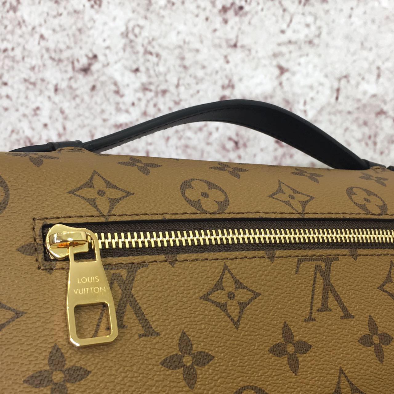 Louis Vuitton Monogram Canvas Pochette Metis Bag 40780 Camel Louis Vuitton Monogram Canvas Pochette Metis Bag 40780 Camel