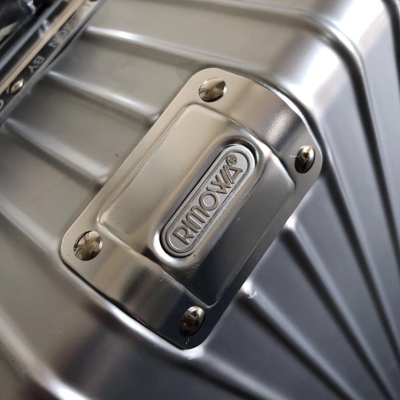 RIMOWA Travel Luggage 1783 Silver RIMOWA Travel Luggage 1783 Silver