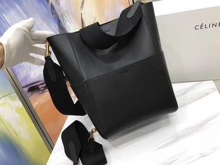 CELINE Sangle Seau Bag in Smooth Leather C3371 Black CELINE Sangle Seau Bag in Smooth Leather C3371 Black
