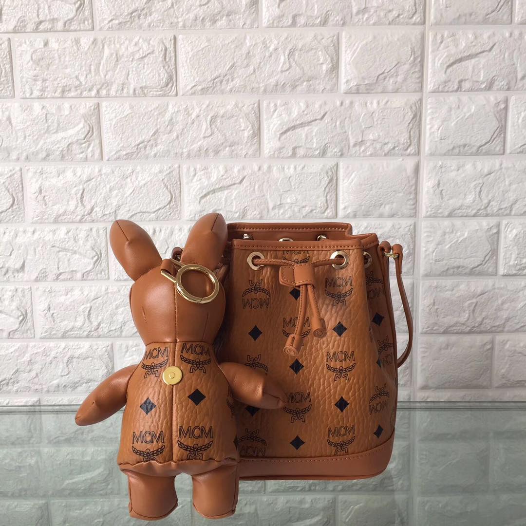 MCM Visetos Printed Drawstring Shoulder Bag MC8802 MCM Visetos Printed Drawstring Shoulder Bag MC8802