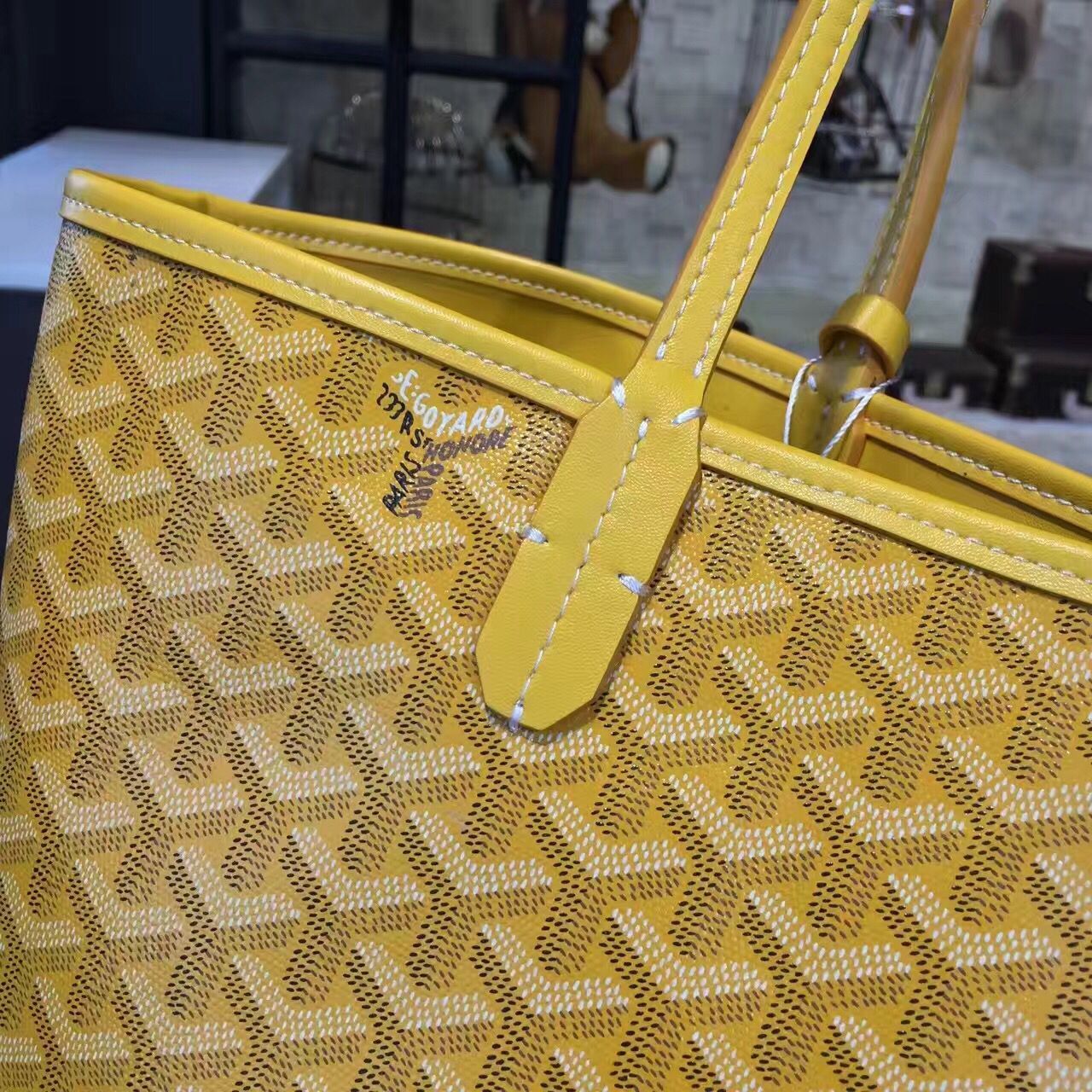 Goyard Y Doodling Calfskin Leather Tote Bag 7901 Yellow Goyard Y Doodling Calfskin Leather Tote Bag 7901 Yellow