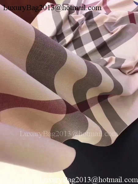 Burberry Cashmere Scarf BUR919768A Burberry Cashmere Scarf BUR919768A