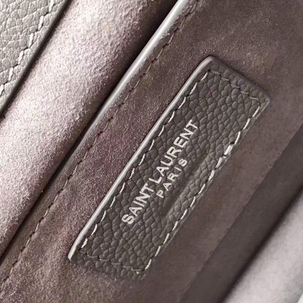 Yves Saint Laurent Cross-body Original Leatehr Shoulder Bag Y8607 Grey Yves Saint Laurent Cross-body Original Leatehr Shoulder Bag Y8607 Grey