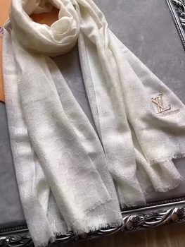 Louis Vuitton Scarf LVS9223E Louis Vuitton Scarf LVS9223E