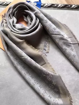 Louis Vuitton Scarf LVS9224B Louis Vuitton Scarf LVS9224B