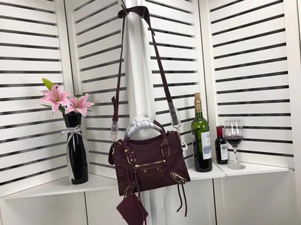 Balenciaga Giant City Gold Studs Handbag B084335 Wine Balenciaga Giant City Gold Studs Handbag B084335 Wine