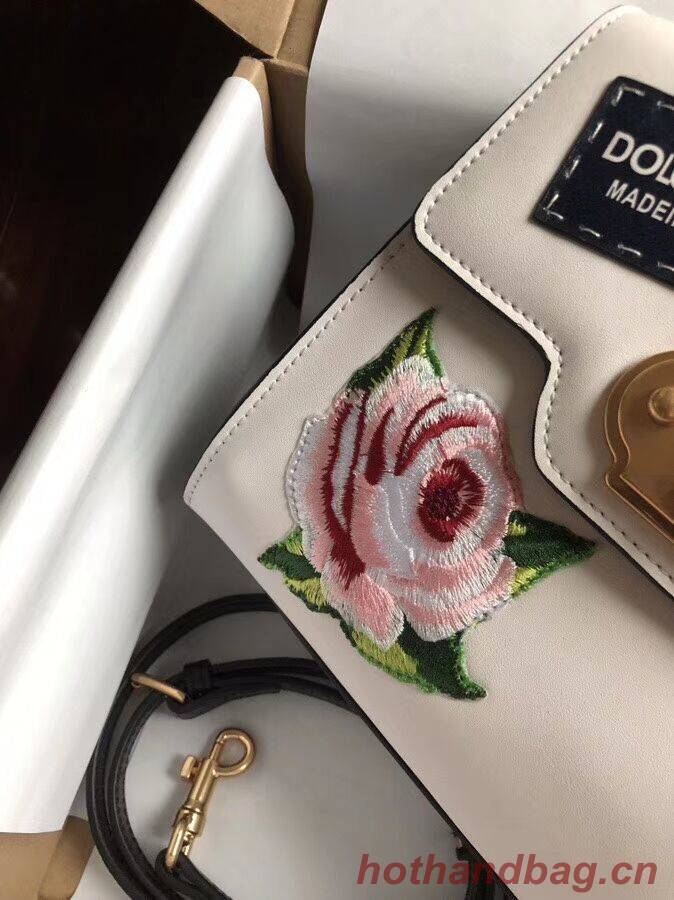 Dolce & Gabbana SICILY Chrysanthemum Calfskin Tote Bags 5588-2 white Dolce & Gabbana SICILY Chrysanthemum Calfskin Tote Bags 5588-2 white