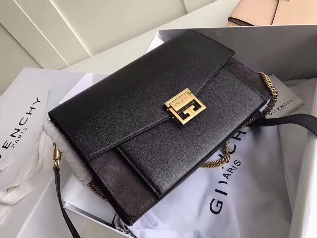 GIVENCHY GV3 medium leather shoulder bag 9741 black GIVENCHY GV3 medium leather shoulder bag 9741 black