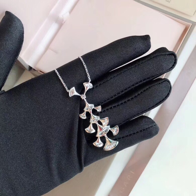 BVLGARI Necklace 18141