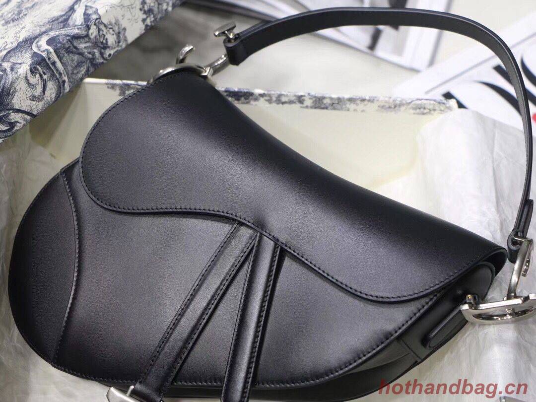 Dior BLACK SADDLE SOFT CALFSKIN BAG M0446V Dior BLACK SADDLE SOFT CALFSKIN BAG M0446V
