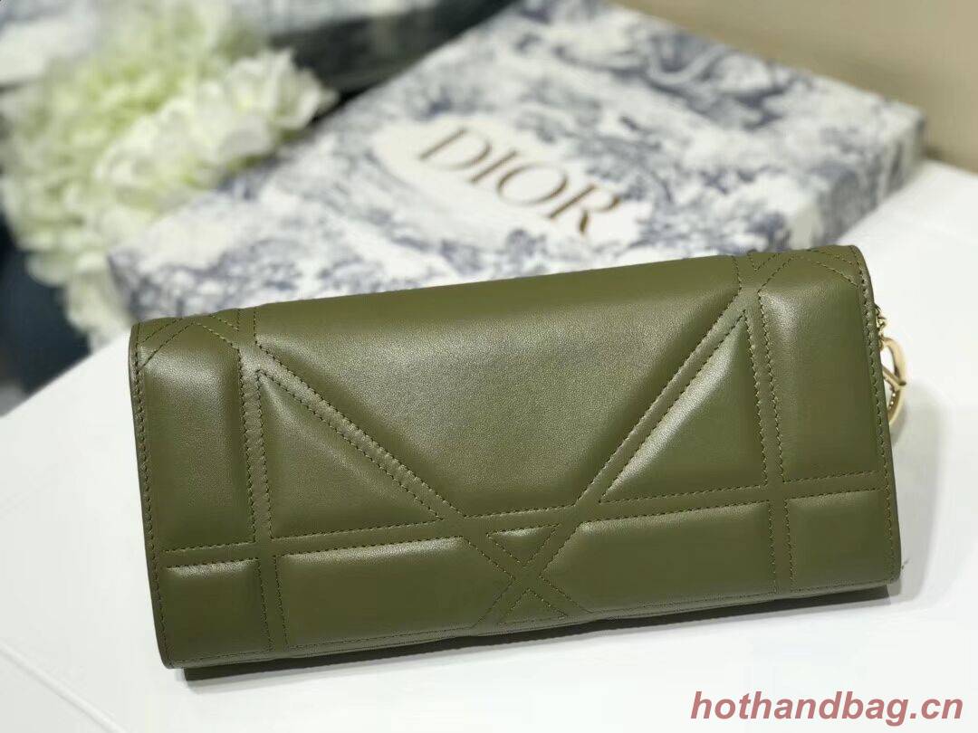 DIOR CLUTCH gold-tone metal C1040A green DIOR CLUTCH gold-tone metal C1040A green