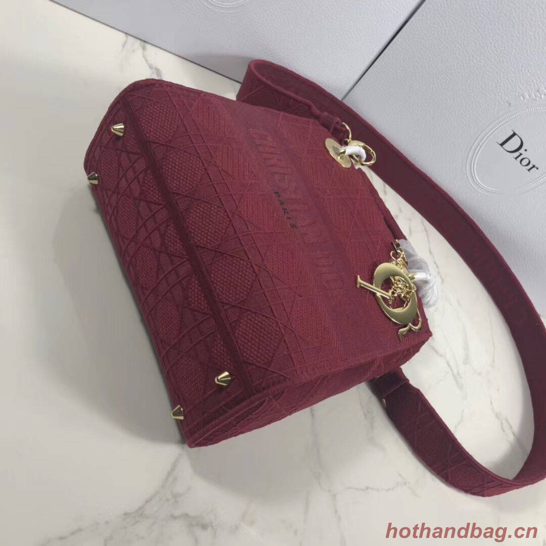 LADY DIOR TOTE BAG IN EMBROIDERED CANVAS C4532 Bordeaux LADY DIOR TOTE BAG IN EMBROIDERED CANVAS C4532 Bordeaux
