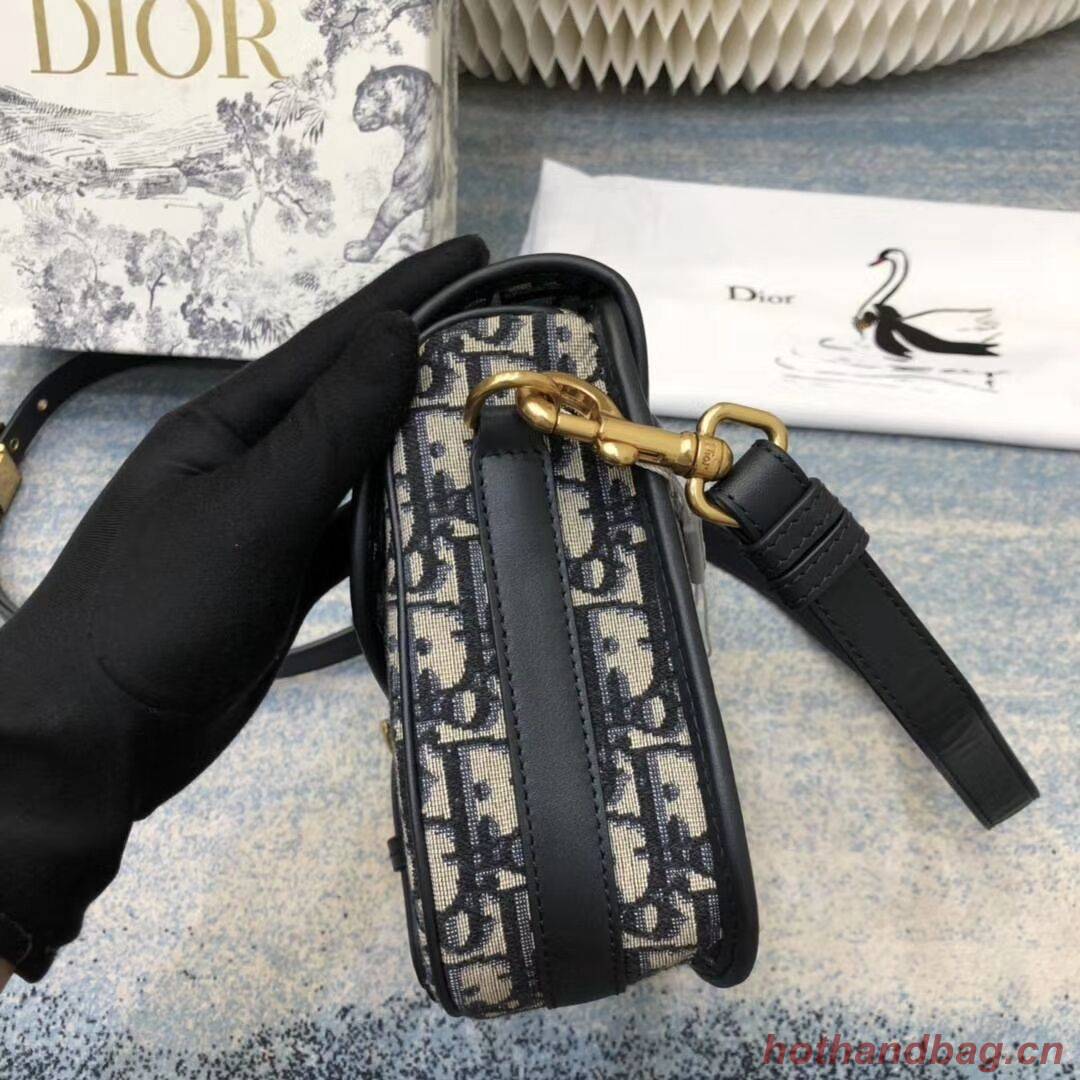 MEDIUM DIOR BOBBY BAG C0268 BLUE Blue Dior Oblique Jacquard M9319 MEDIUM DIOR BOBBY BAG C0268 BLUE Blue Dior Oblique Jacquard M9319