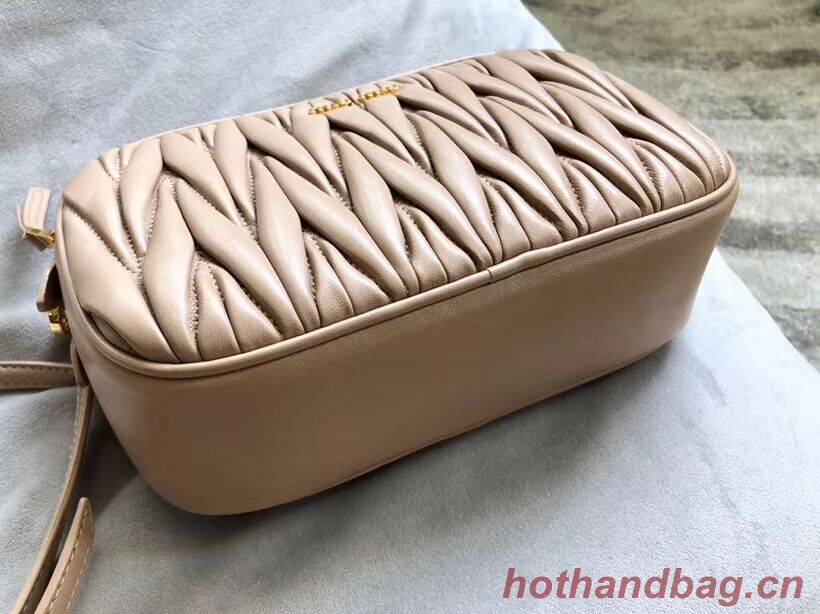 miu miu Matelasse Nappa Leather Shoulder Bag 5BH539A Apricot miu miu Matelasse Nappa Leather Shoulder Bag 5BH539A Apricot