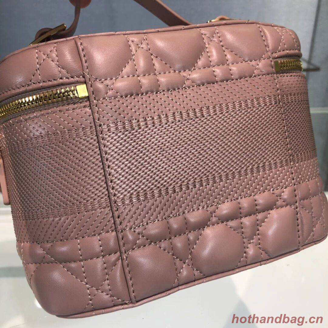 DIOR SMALL DIORTRAVEL VANITY CASE Cannage Lambskin S5488U Rose Des Vents DIOR SMALL DIORTRAVEL VANITY CASE Cannage Lambskin S5488U Rose Des Vents