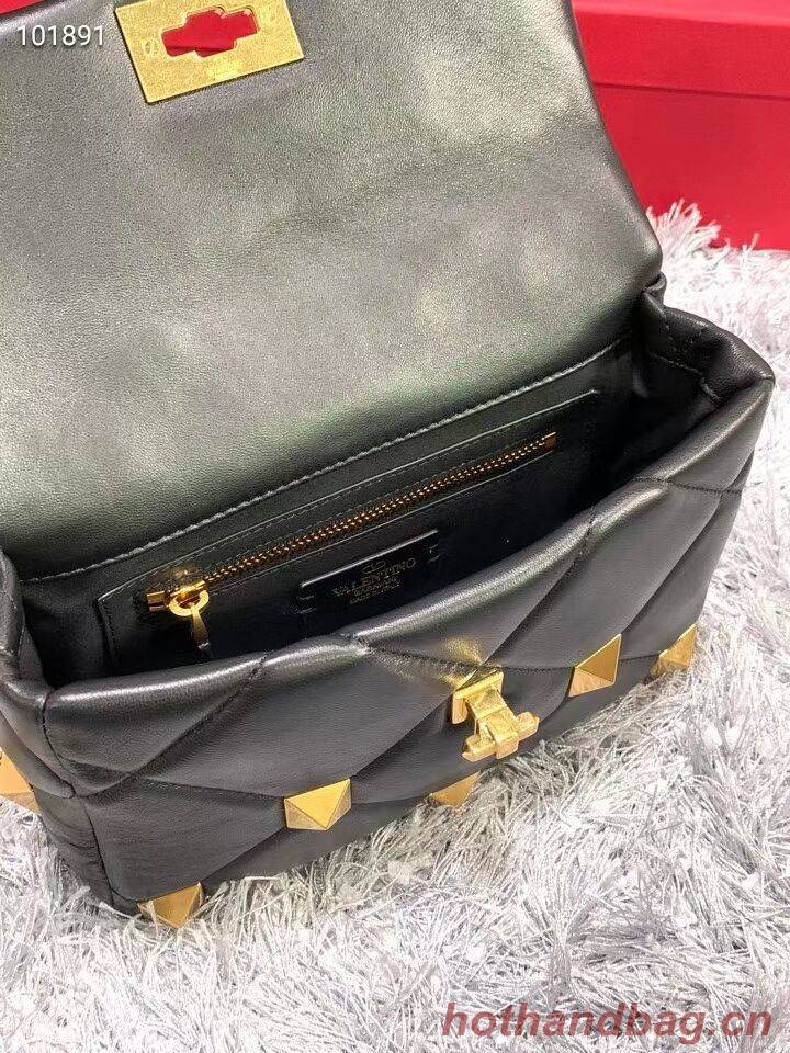 Valentino mini Garavani Roman Stud V2061 black Valentino mini Garavani Roman Stud V2061 black