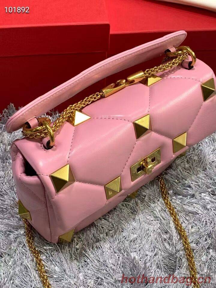 Valentino mini Garavani Roman Stud V2061 cherry blossoms Valentino mini Garavani Roman Stud V2061 cherry blossoms