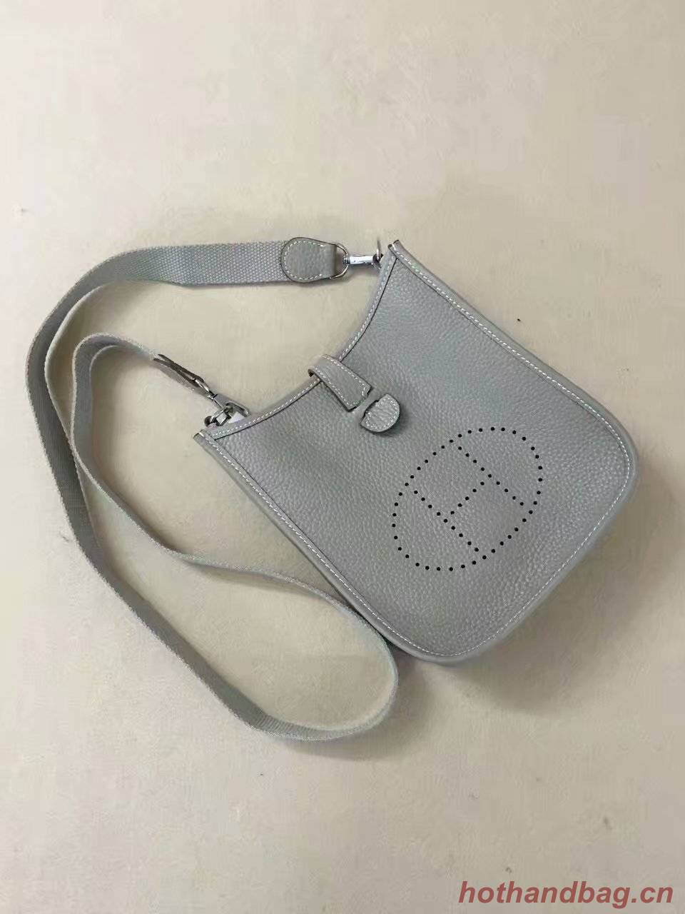 Hermes Evelyne original togo leather mini Shoulder Bag H15698 light grey Hermes Evelyne original togo leather mini Shoulder Bag H15698 light grey