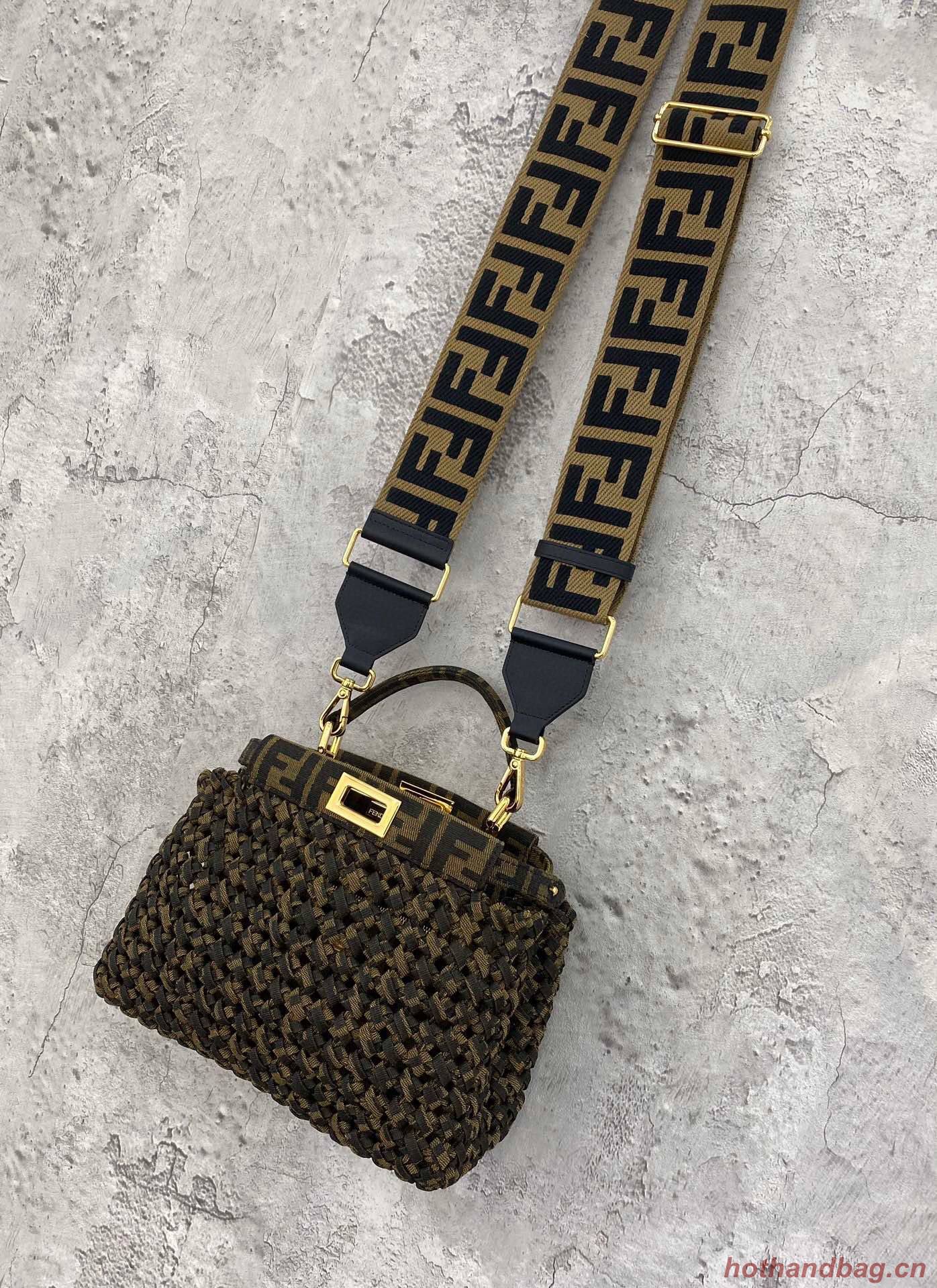 Fendi PEEKABOO ISEEU Weave Bag F4587 Green Fendi PEEKABOO ISEEU Weave Bag F4587 Green