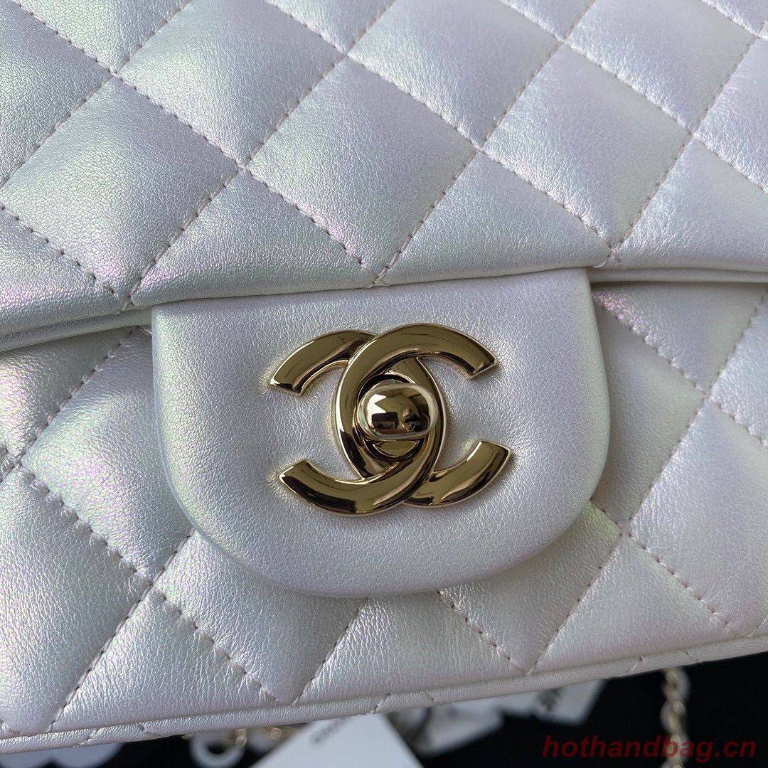 chanel flap bag Iridescent Calfskin & Light Gold-Tone AS1116 Pearl White chanel flap bag Iridescent Calfskin & Light Gold-Tone AS1116 Pearl White