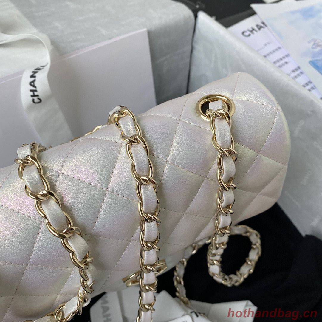 chanel flap bag Iridescent Calfskin & Light Gold-Tone AS1116 Pearl White chanel flap bag Iridescent Calfskin & Light Gold-Tone AS1116 Pearl White