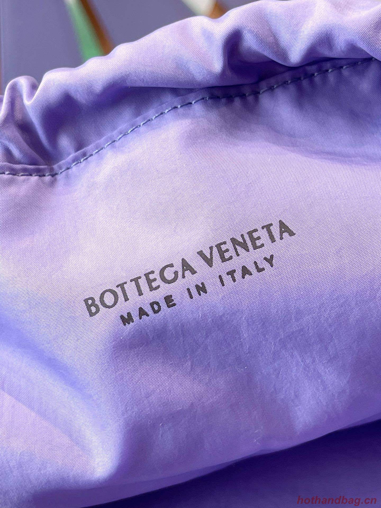 Bottega Veneta The Shell Top Handle Bag BV3655 Purple Bottega Veneta The Shell Top Handle Bag BV3655 Purple