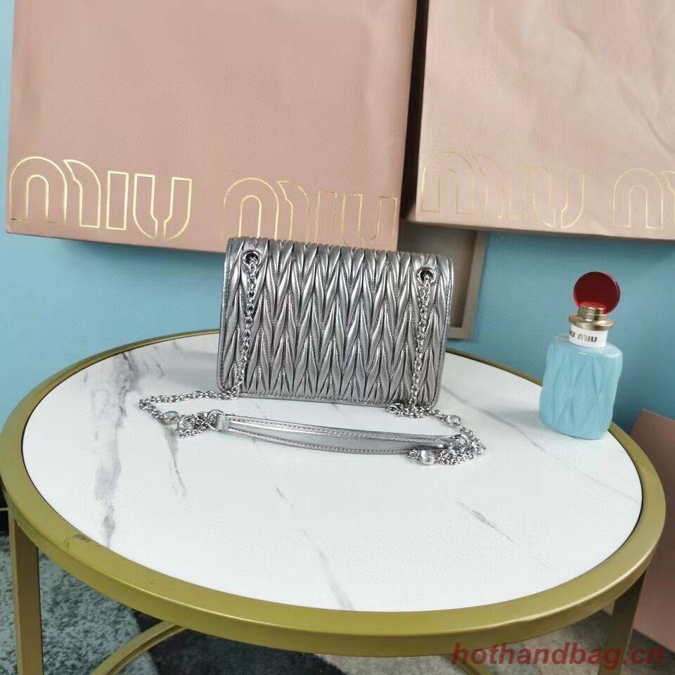miu miu Matelasse Nappa Leather mini Shoulder Bag 5TT124 Silver miu miu Matelasse Nappa Leather mini Shoulder Bag 5TT124 Silver