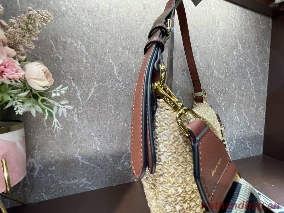 FENDI SMALL CROISSANT Woven straw bag 8BR790AFG FENDI SMALL CROISSANT Woven straw bag 8BR790AFG
