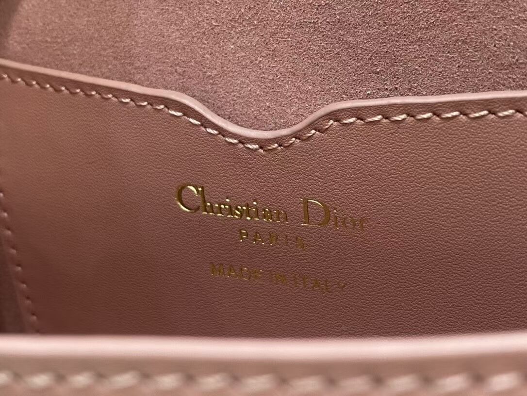 MEDIUM DIOR BOBBY BAG Warm Taupe Box Calfskin M9327 pink MEDIUM DIOR BOBBY BAG Warm Taupe Box Calfskin M9327 pink