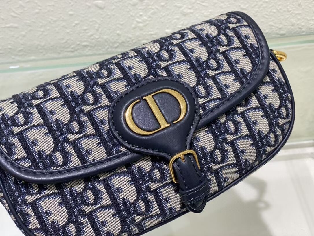 MEDIUM DIOR BOBBY BAG Warm Taupe Box Embroidery M9327 dark blue MEDIUM DIOR BOBBY BAG Warm Taupe Box Embroidery M9327 dark blue