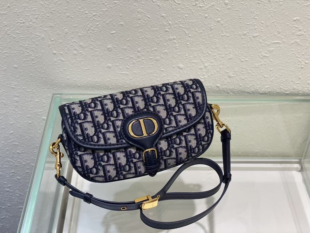 MEDIUM DIOR BOBBY BAG Warm Taupe Box Embroidery M9327 dark blue MEDIUM DIOR BOBBY BAG Warm Taupe Box Embroidery M9327 dark blue