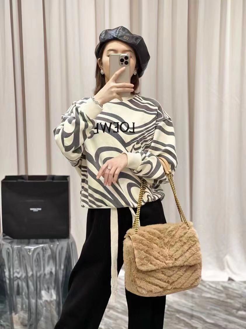 Yves Saint Laurent PUFFER BAG IN Rabbit fur Y653155 NATURAL BEIGE Yves Saint Laurent PUFFER BAG IN Rabbit fur Y653155 NATURAL BEIGE