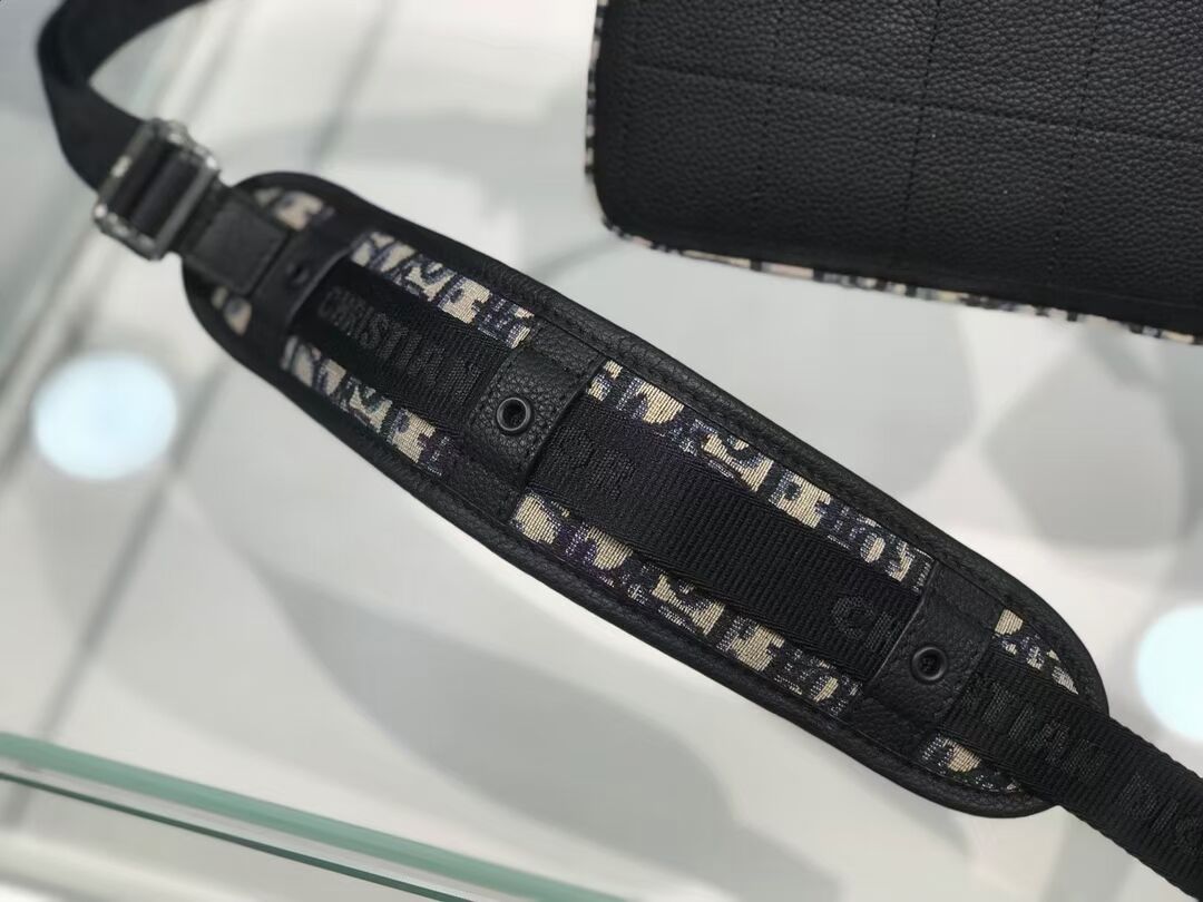 DIOR SMALL BOBBY BAG Embroidery C0992 black DIOR SMALL BOBBY BAG Embroidery C0992 black