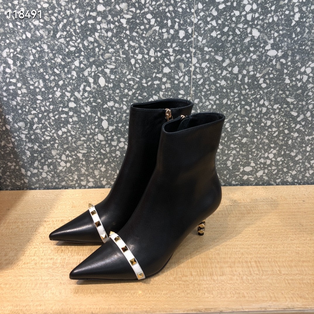 Valentino Shoes VT1092LS-1 Heel height 4CM Valentino Shoes VT1092LS-1 Heel height 4CM